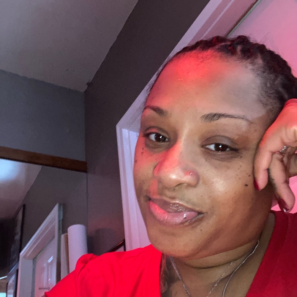 Meet your Posher, Renell